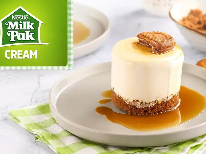 No Bake mini biscoff cake