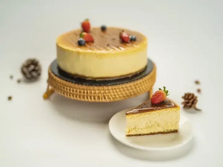 Fresh Strawberry Cake