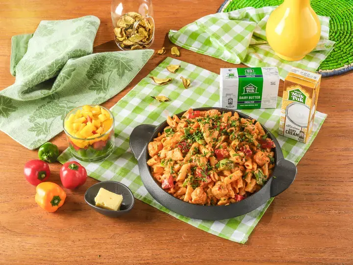 Chicken Makhni Pasta