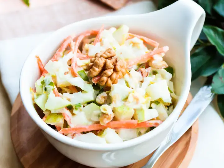 Apple cabbage slaw