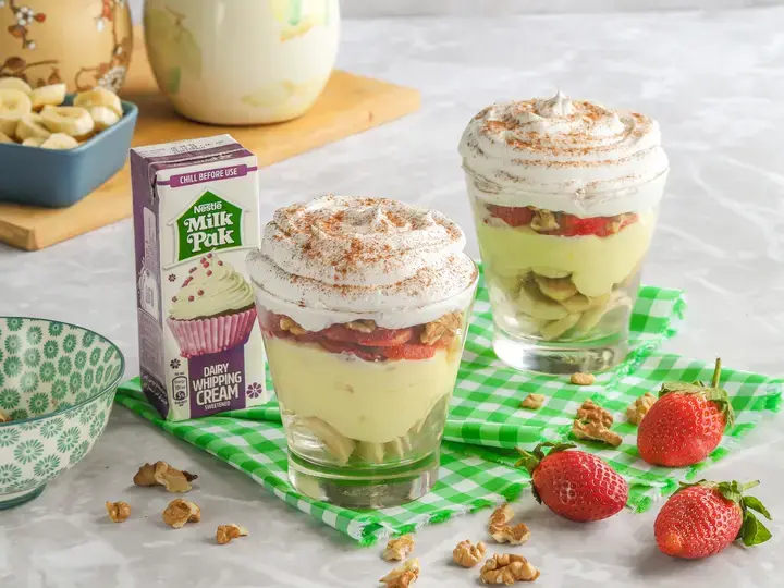 Banana and Strawberry Cream Pie