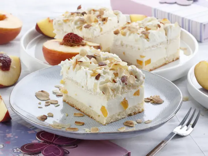 peaches and cream dessert