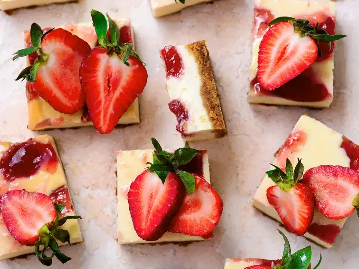 Strawberry Cheesecake Bars