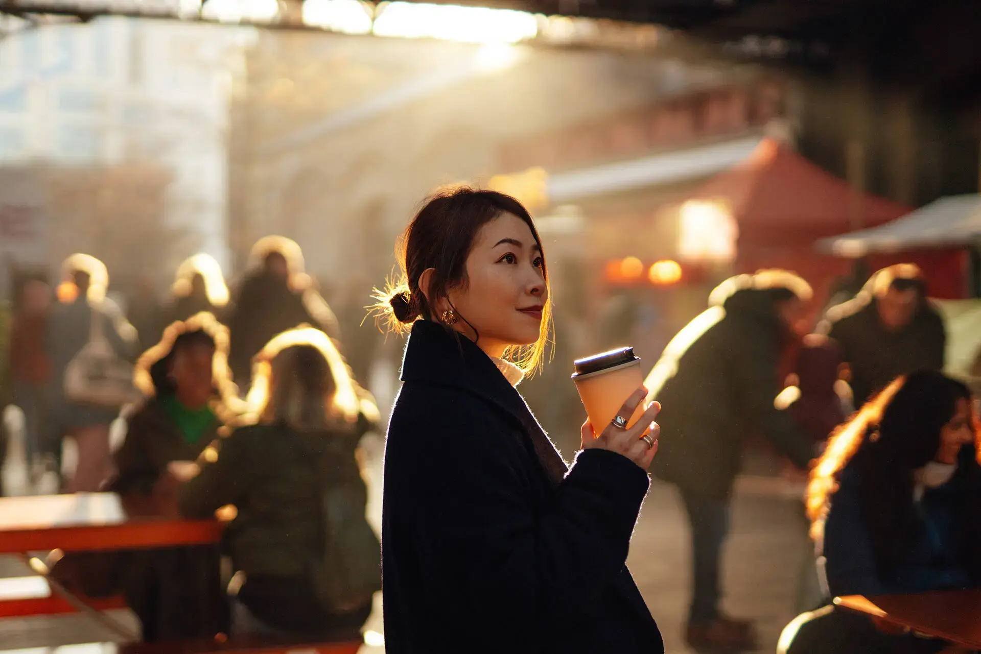 Phụ nữ cân bằng cuộc sống trong thời đại mới