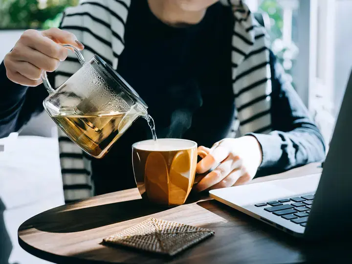 Thức uống nóng giúp giữ ấm cơ thể