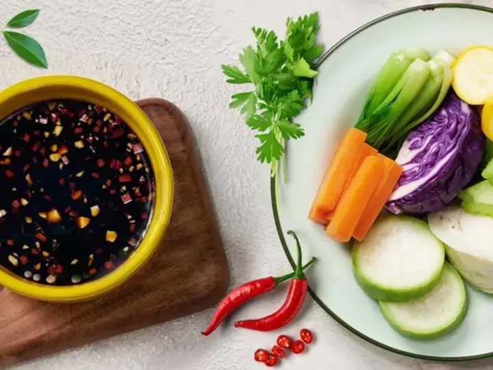 Sốt tương Maggi chấm rau luộc vị Bắc